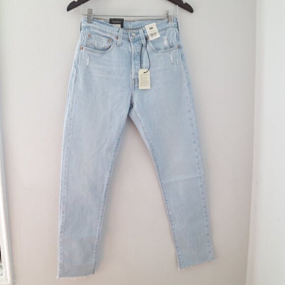 NWT Levis 501 Light Blue Wash High Rise Skinny Cropped Denim Jeans Size 26 - Picture 4 of 8